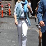Cindy-Crawford-Out-and-About-in-Sydney-Feb-7-m5pptghfsn.jpg
