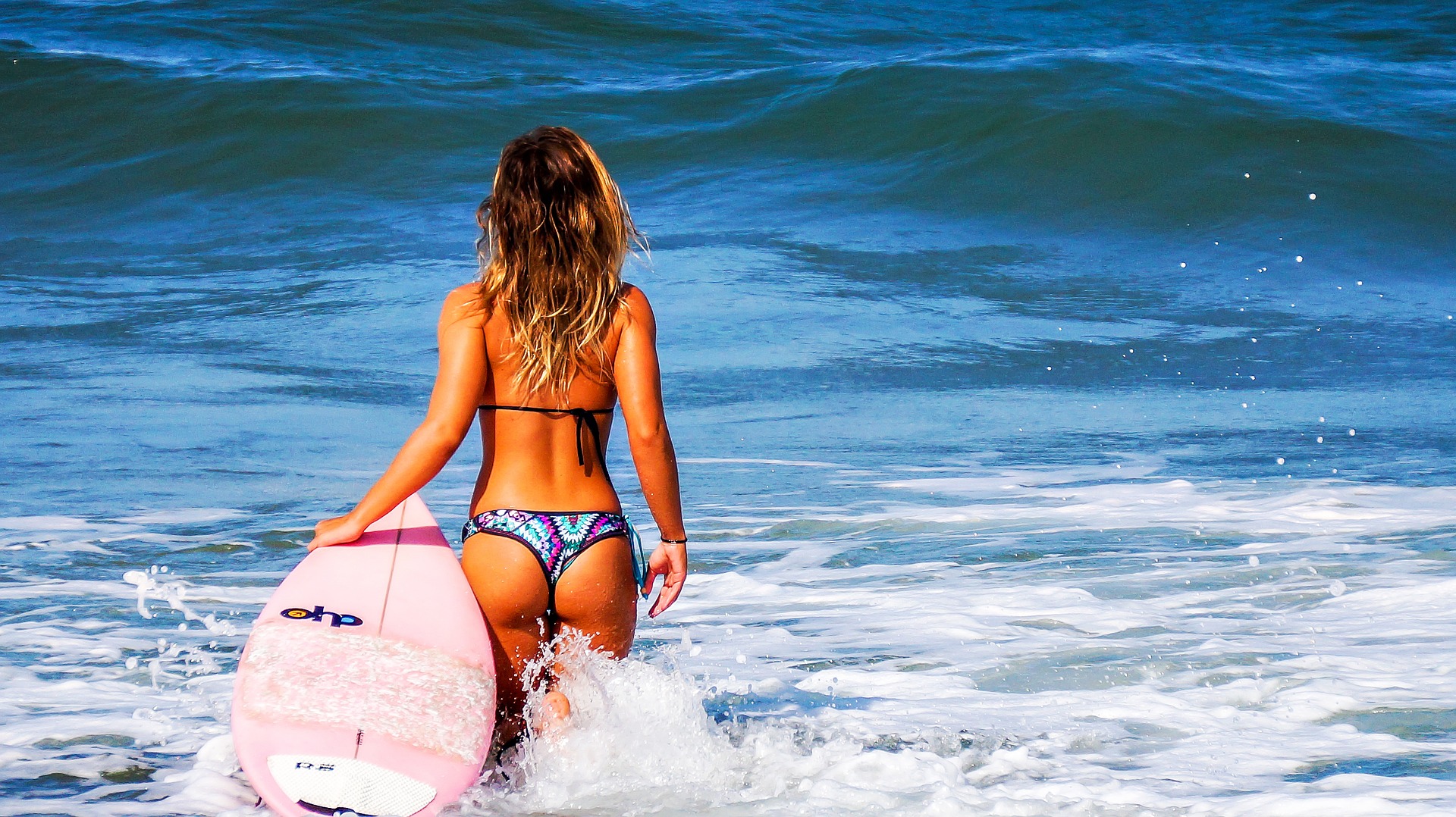 Surf Woman Mar Surfer Wave Tranquility Sol.jpg