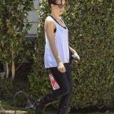 Kate-Beckinsale-steps-out-in-Santa-Monica-June-3-x6b9jdl7ii.jpg
