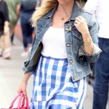 Reese Witherspoon - Out and about in Santa Monica - June 3-q6b9jlmuzd.jpg