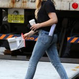 Chloe-Moretz-on-the-set-of-an-unknown-project-in-NYC-June-17-k6cl7ccd7p.jpg