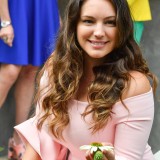 Kelly Brook at the Hampton Court Flower Show in London - July 3-e6dr3llp0w.jpg